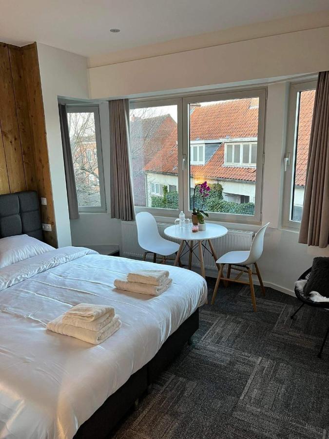 Prachtige Kamer In Centrum Brugge Met Badkamer ! ภายนอก รูปภาพ