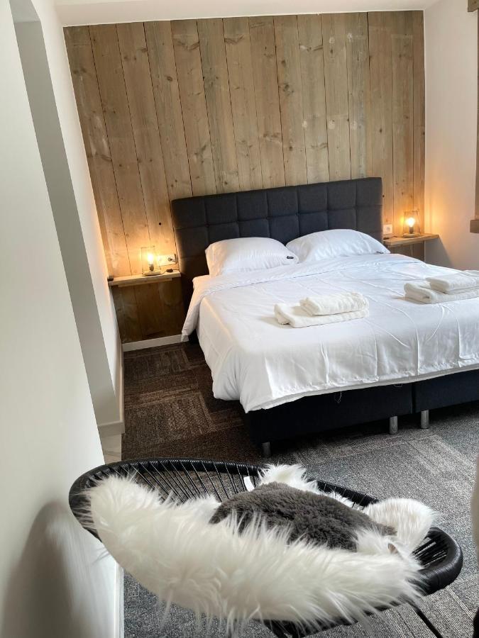 Prachtige Kamer In Centrum Brugge Met Badkamer ! ภายนอก รูปภาพ