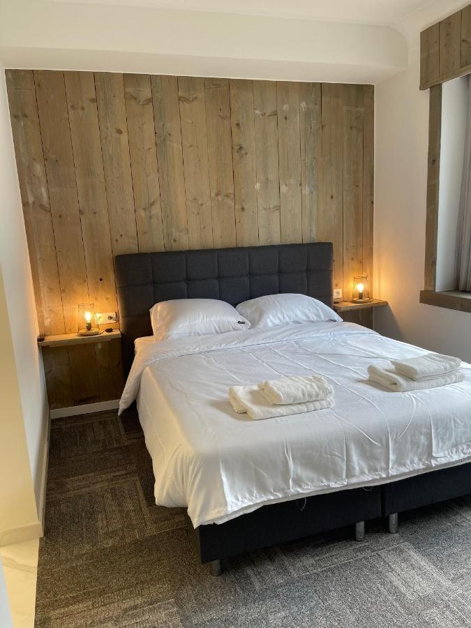 Prachtige Kamer In Centrum Brugge Met Badkamer ! ภายนอก รูปภาพ