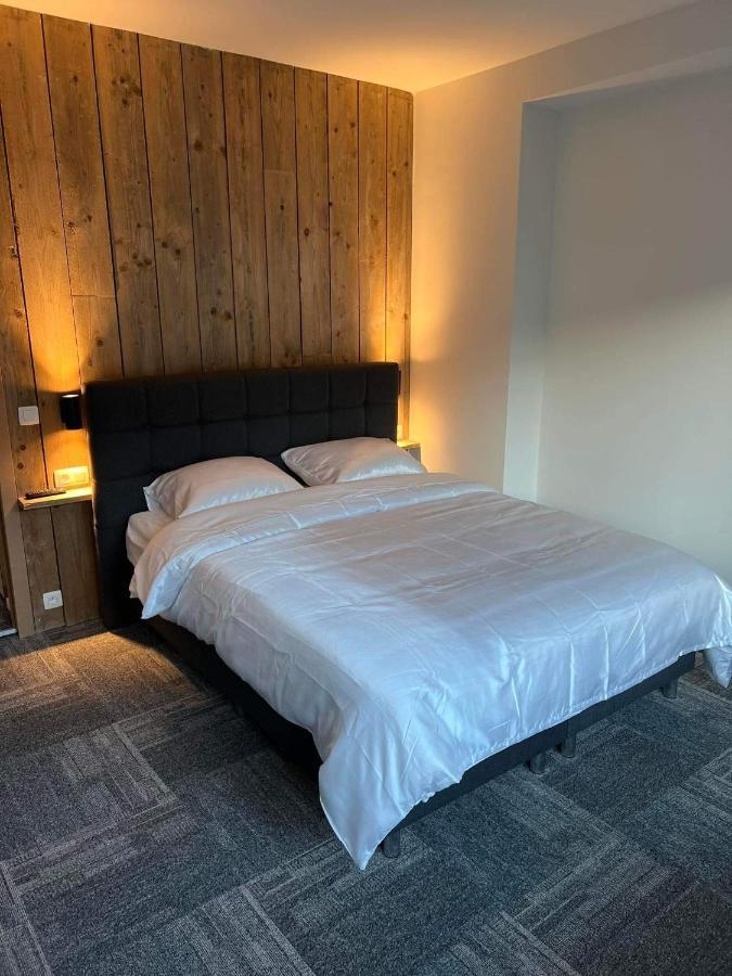 Prachtige Kamer In Centrum Brugge Met Badkamer ! ภายนอก รูปภาพ